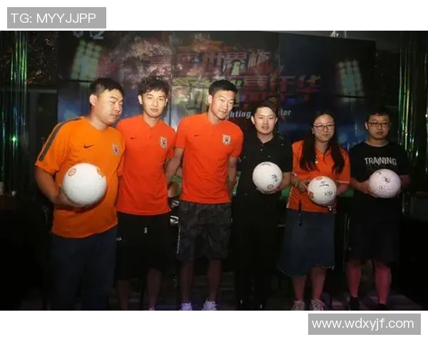 上海申鑫迎战山东鲁能全力争胜期待精彩对决与球迷共庆足球盛宴